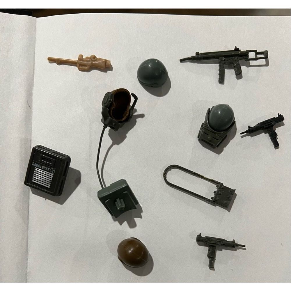 Vintage G.I. Joe accessories lot of 10 - Picture 2 of 13